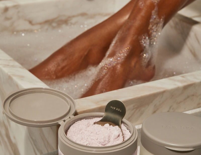 The GelBottle SPA Pillow Powder Indulgent Repair Soak