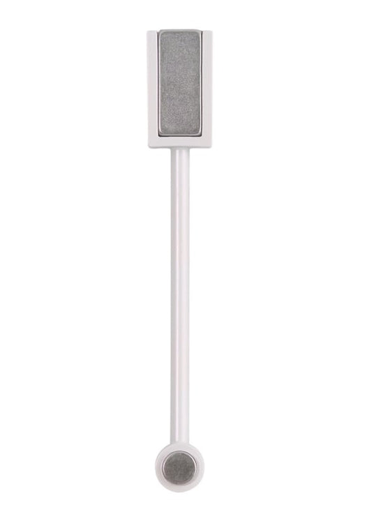 The GelBottle Cat Eye Magnet tool