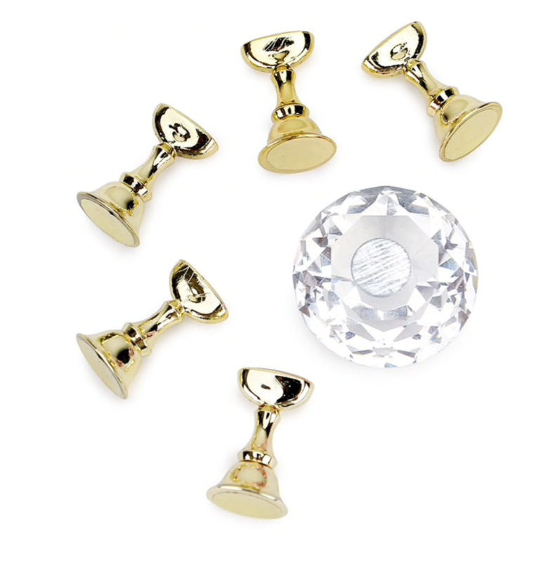 Shape It Up Magnetic Nail Tip Display Crystal Clear
