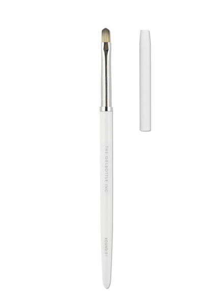 The GelBottle Round 01 Flat Brush 9 mm