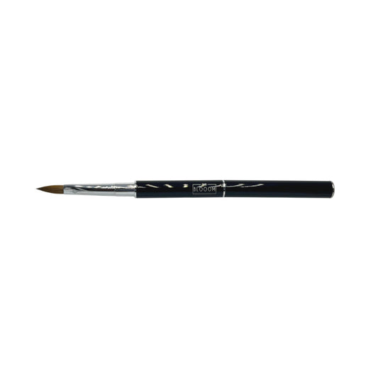 The Blooom Acrylic Brush Size 8